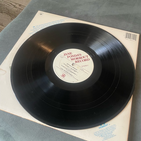 Jane Fonda’s workout vinyl record . Two record set . - Picture 9 of 12